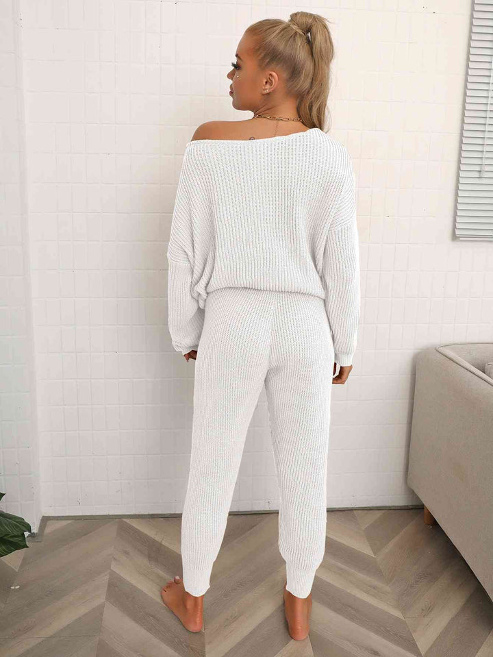 Sweater with Wide Sleeves and Knit Pants Set