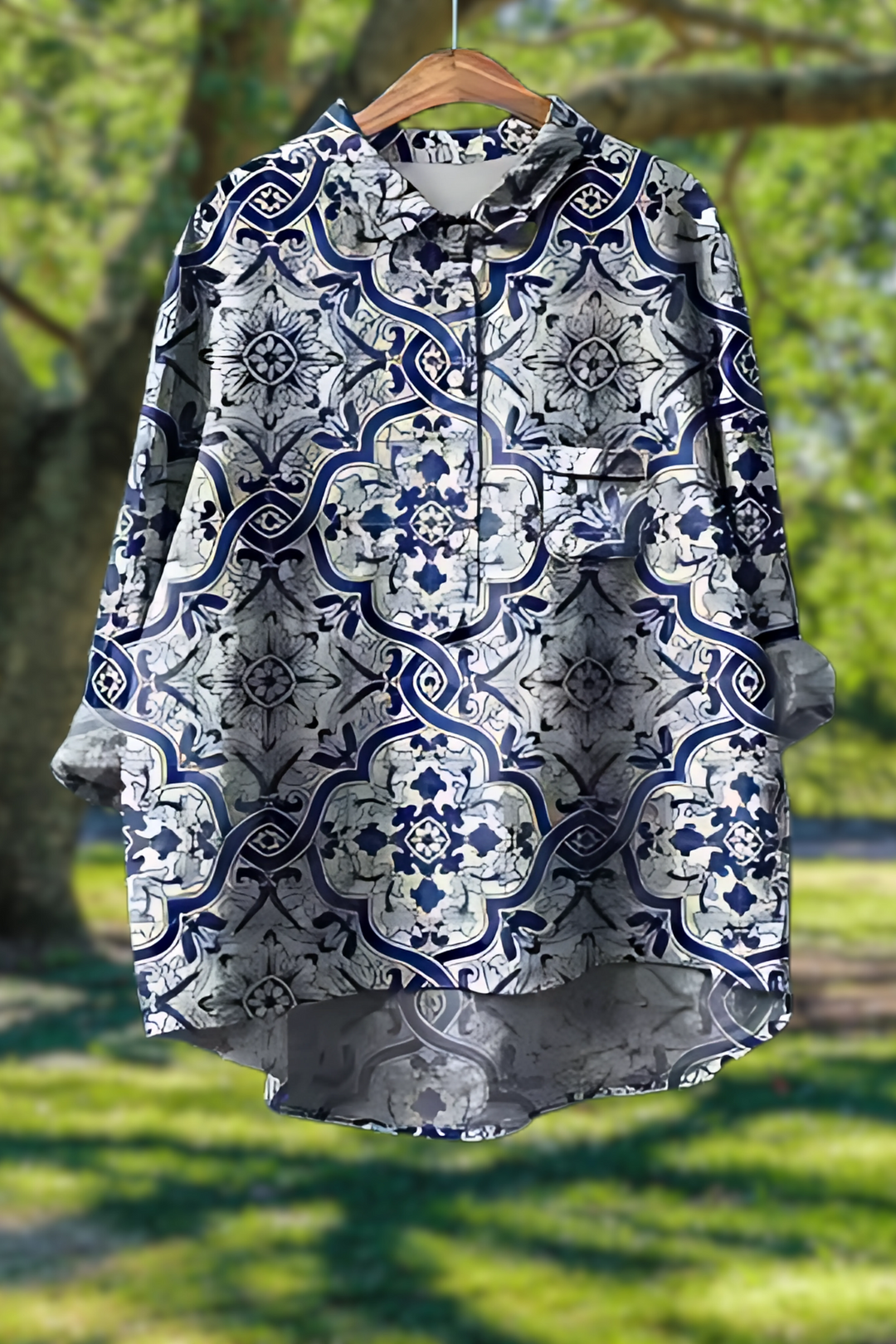 Delia | Timeless Spring Blouse