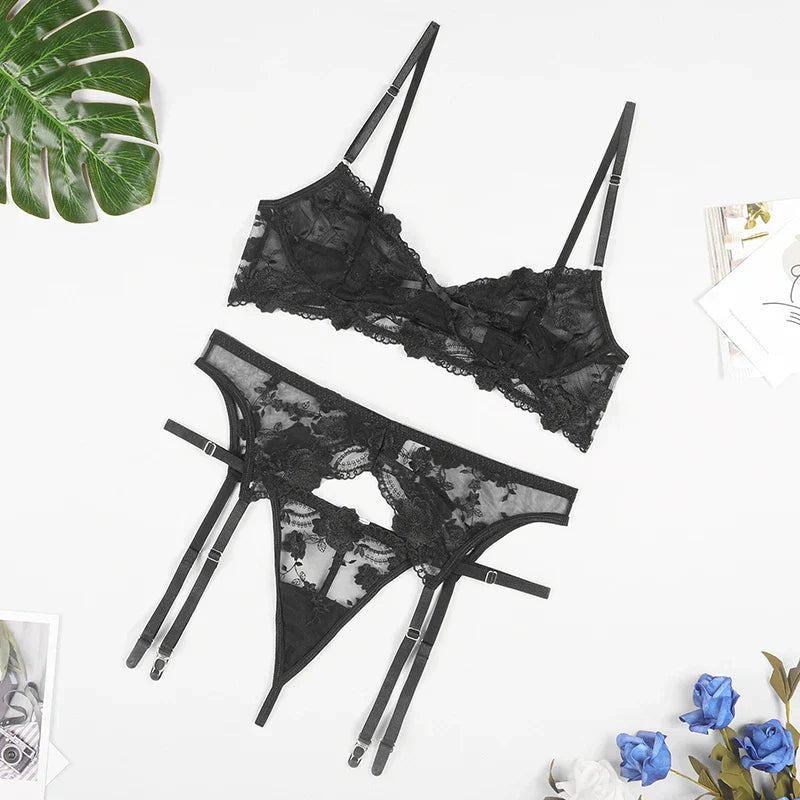 Jade™ | Luxurious 3-piece French lingerie set